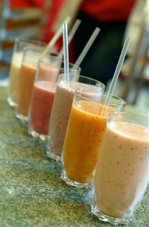 smoothie-glasses.jpg